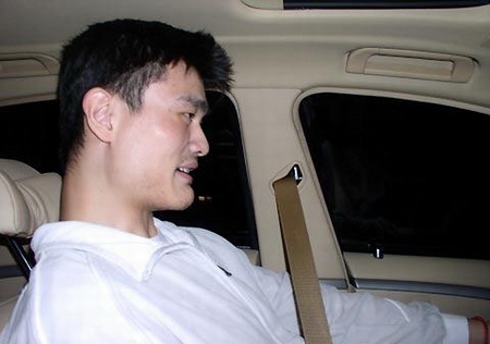 姚明的"宝马"bmw745_车迷天地_蓝色河畔