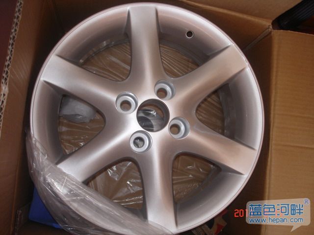 丰田威驰铁轮毂换铝轮毂高清图片