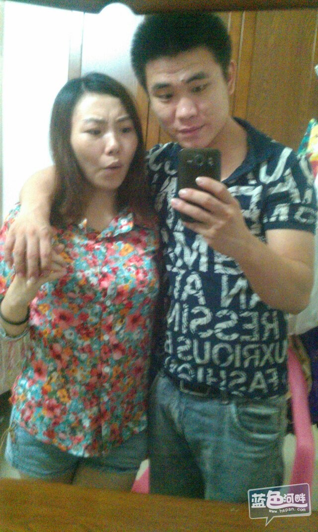 <em>吊死男女</em>终极结合!_照相本子_蓝色河畔
