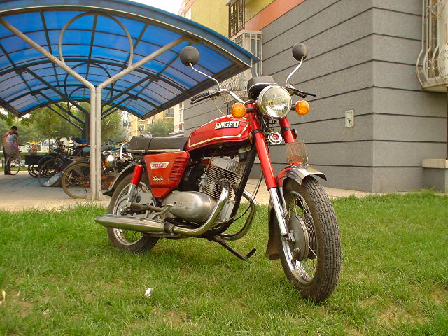 国产二轮柴油摩托车图片